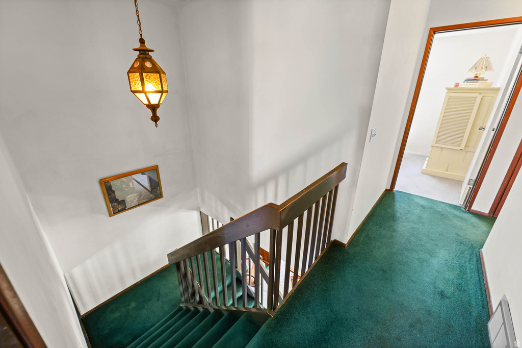 2738 E SNOW MOUNTAIN DR Sandy, UT 84093