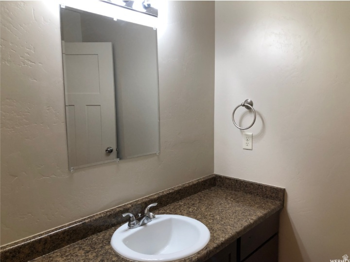 204 N 750 E Vineyard, UT 84059