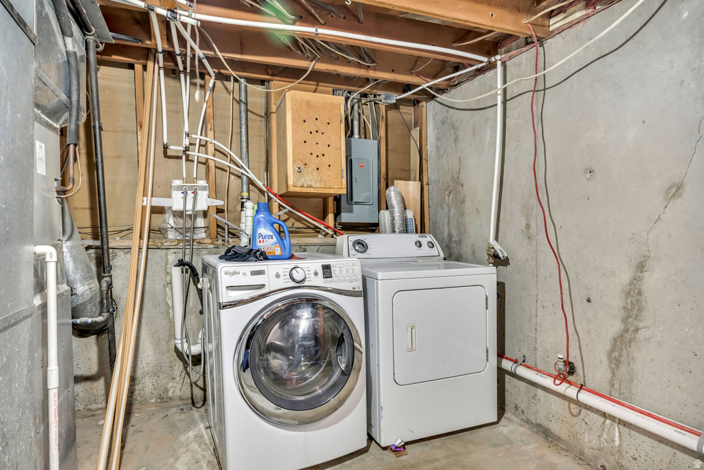 5841 S 2050 W Roy, UT 84067