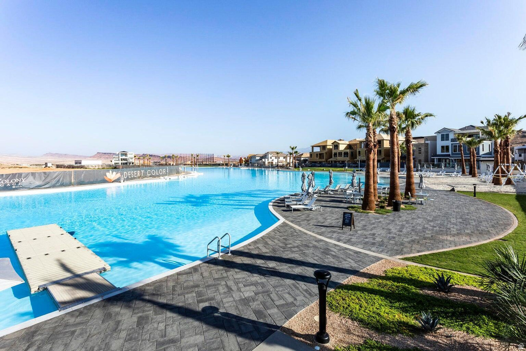 5599 S CARNELIAN PARKWAY #104 St George, UT 84790