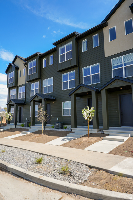 4046 S SANDRIDGE DR #1 Roy, UT 84067