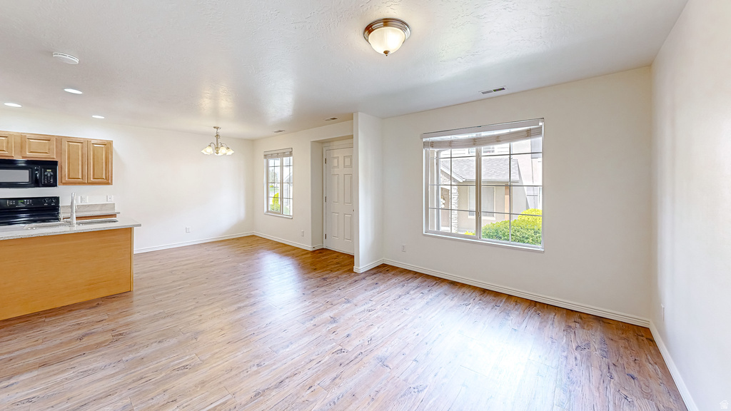 1277 N WILLOW WAY Spanish Fork, UT 84660