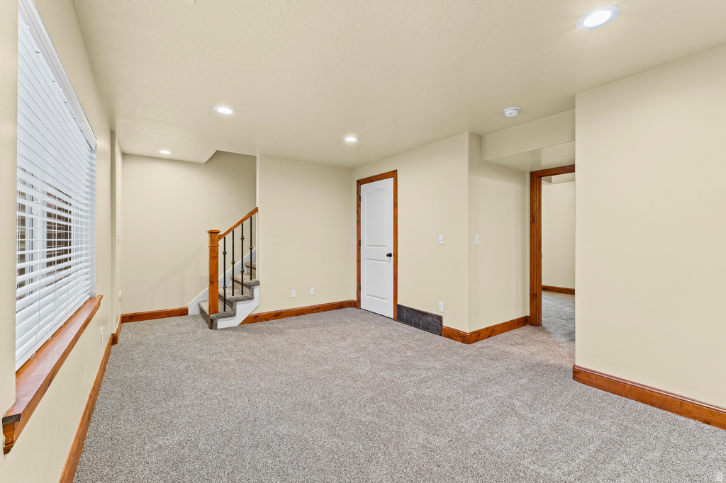 6563 S LOVENDAHLE CT Murray, UT 84107