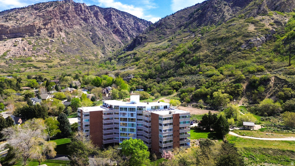 1785 E 29TH ST #208 Ogden, UT 84403