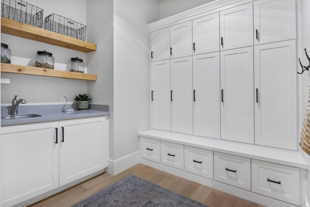 9558 N AVANYU DR Cedar Hills, UT 84062