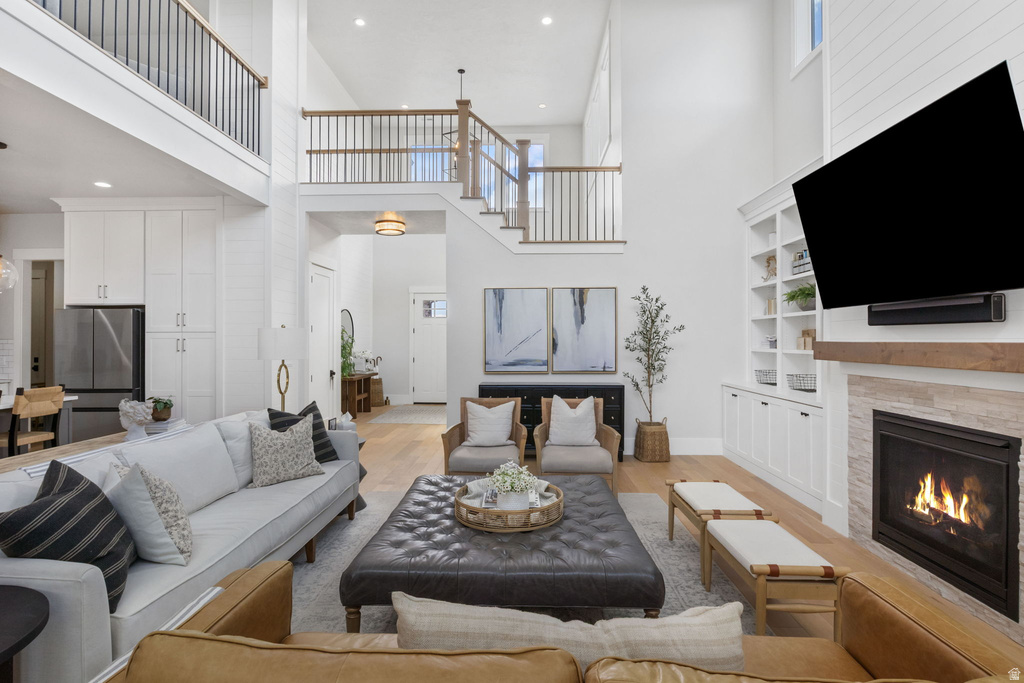 9558 N AVANYU DR Cedar Hills, UT 84062