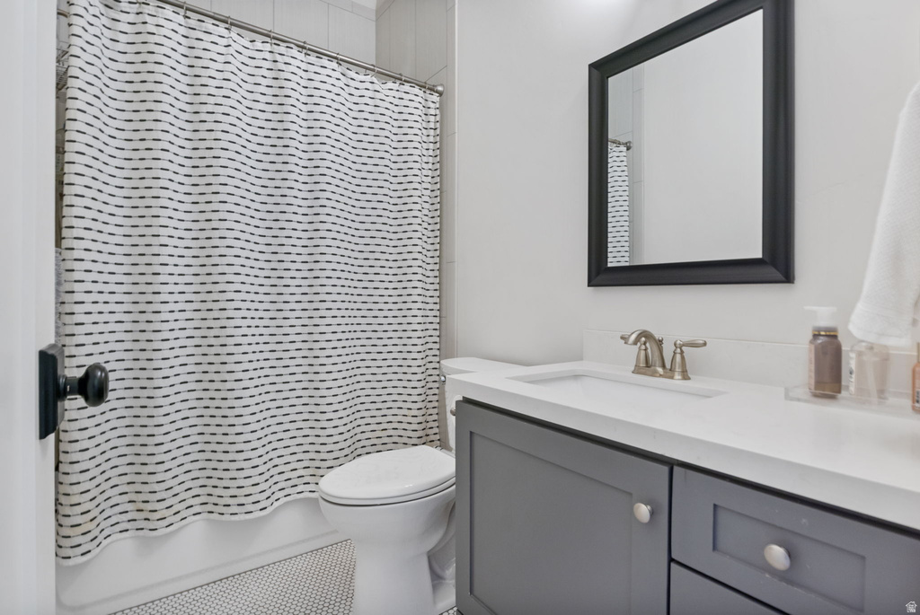 9558 N AVANYU DR Cedar Hills, UT 84062