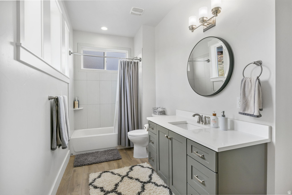 9558 N AVANYU DR Cedar Hills, UT 84062