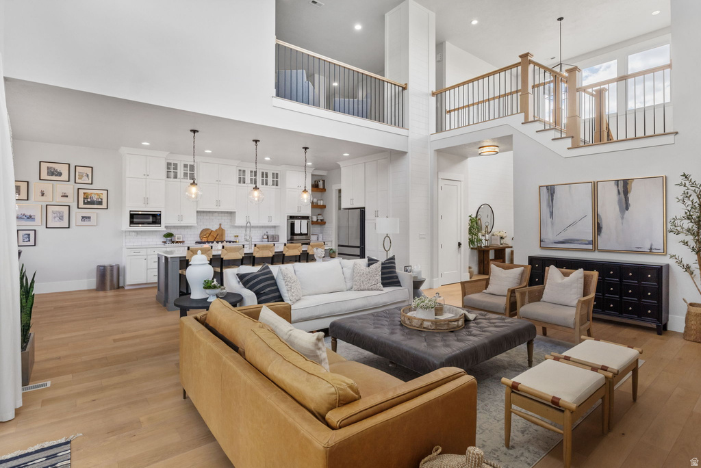 9558 N AVANYU DR Cedar Hills, UT 84062