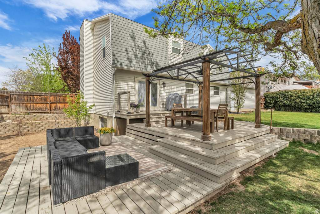 1176 E STARPINE DR Sandy, UT 84094