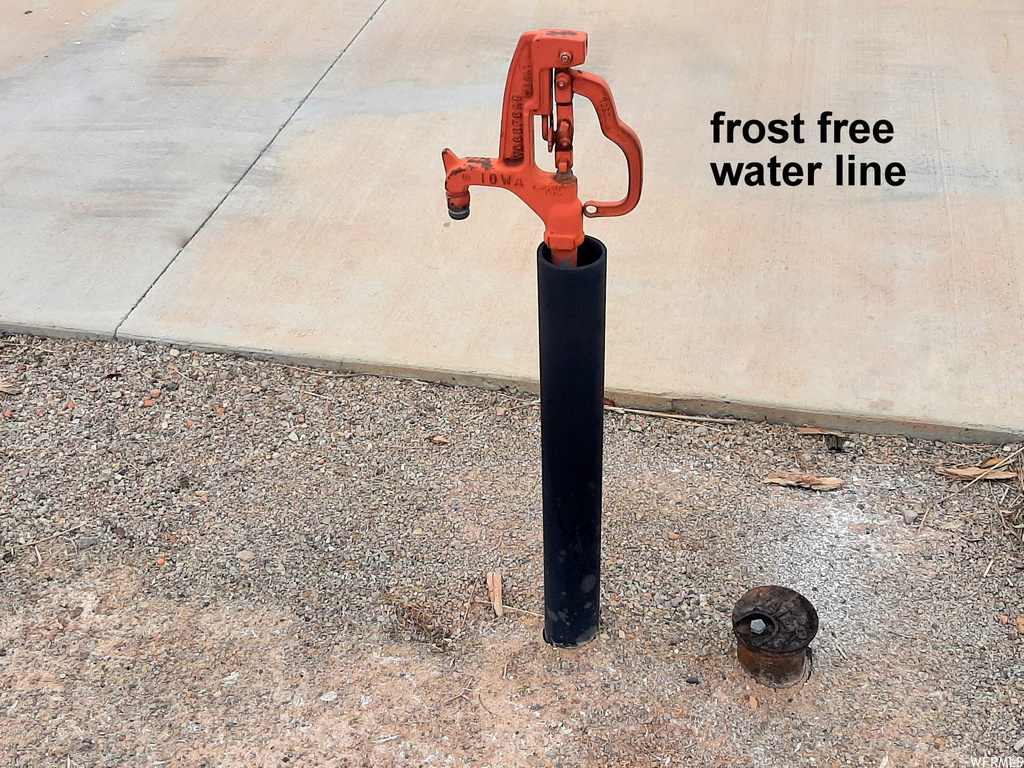 56  1261 N. MAIN ST. Moab, UT 84532