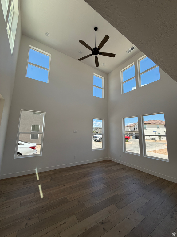 517 W OLIVE LANE photo 4