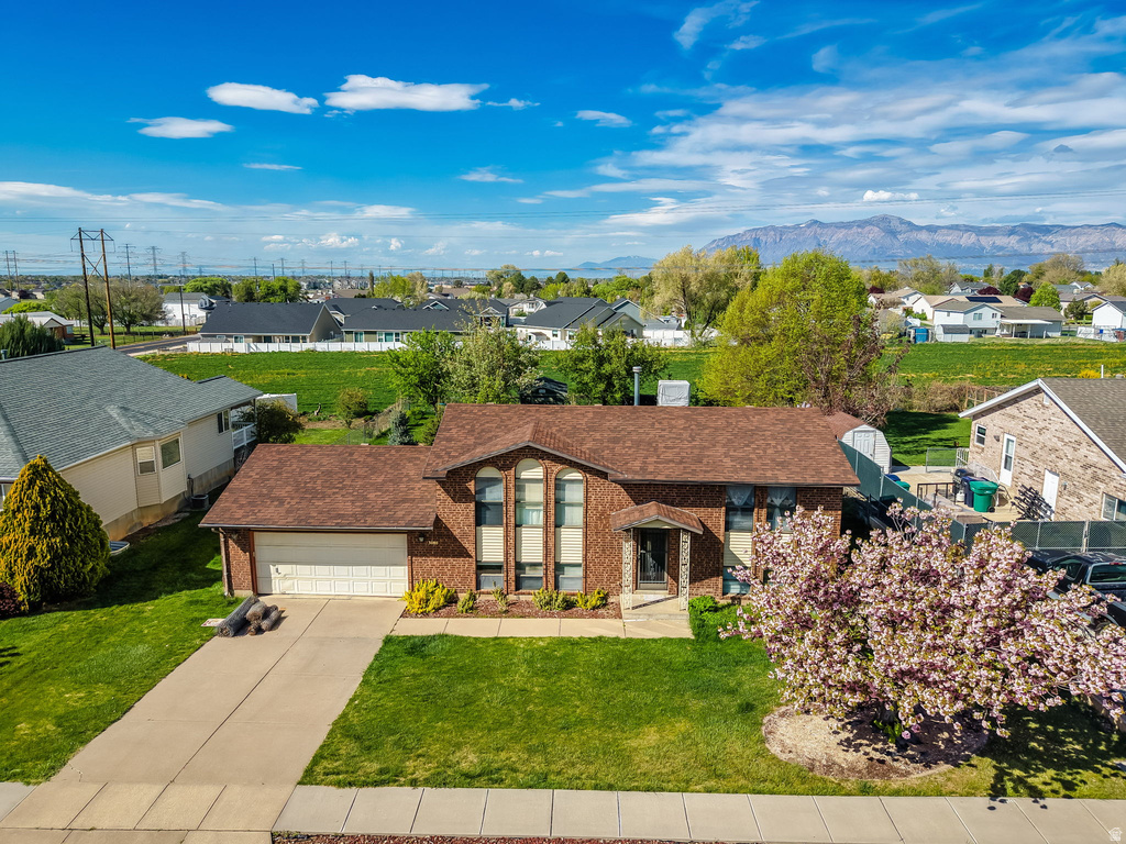 3080 W 4600 S Roy, UT 84067