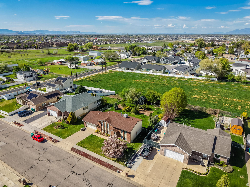 3080 W 4600 S Roy, UT 84067