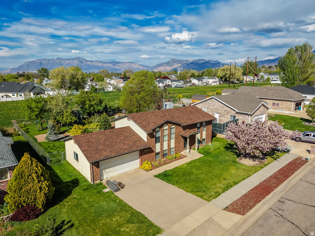 3080 W 4600 S Roy, UT 84067