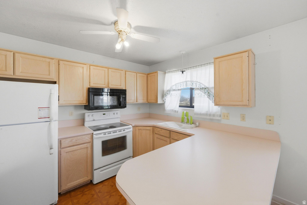 3080 W 4600 S Roy, UT 84067