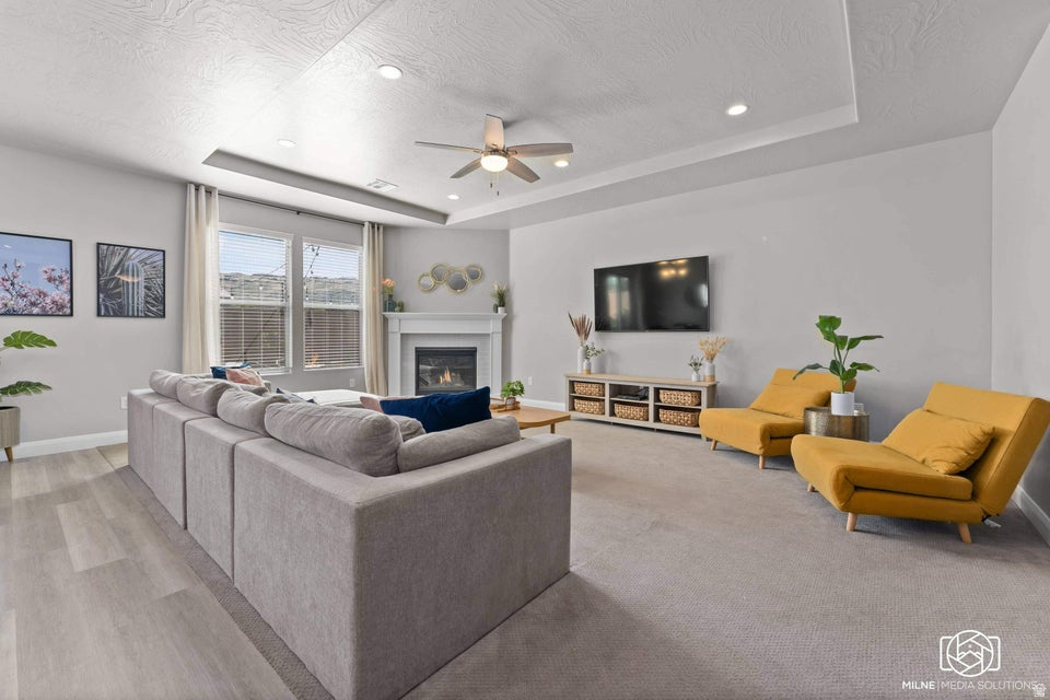 262 N LADERA DR Washington, UT 84780