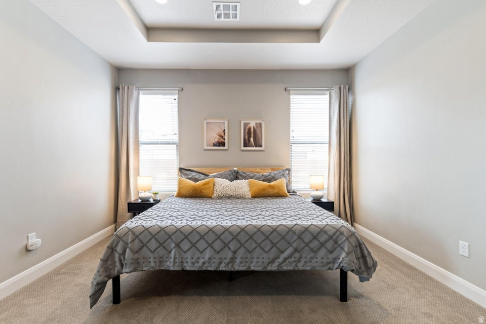 262 N LADERA DR Washington, UT 84780