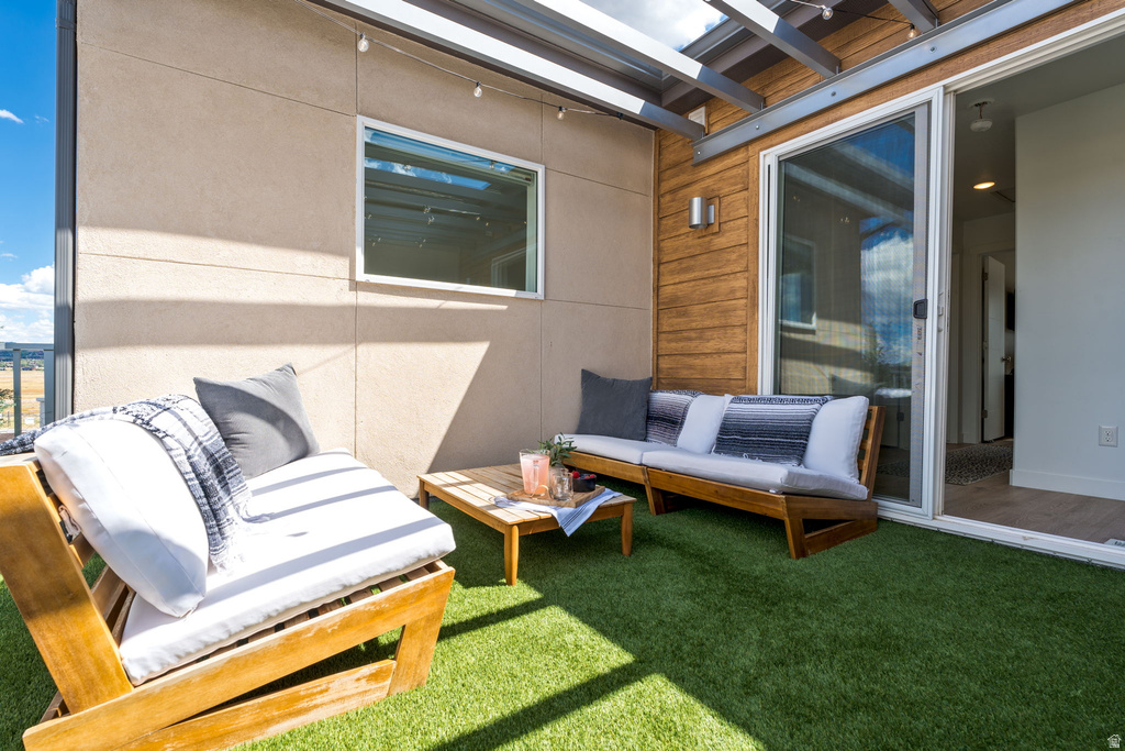 1308 VILLAGE GREEN TRL Park City, UT 84098