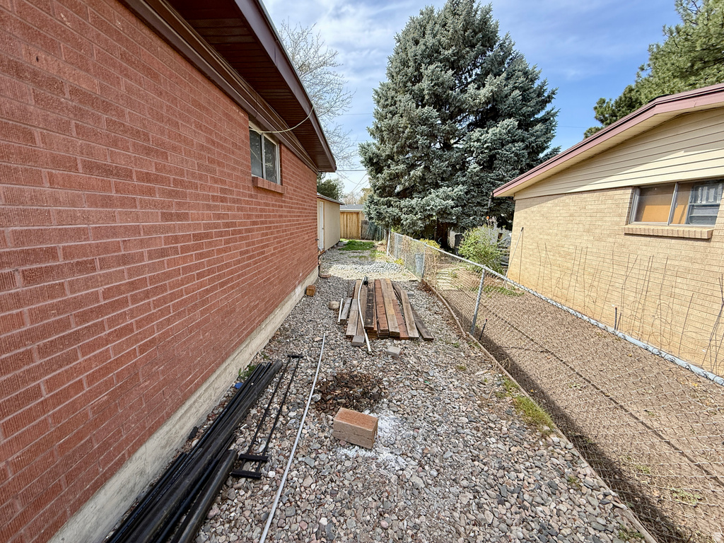 6784 S 1530 E Cottonwood Heights, UT 84121