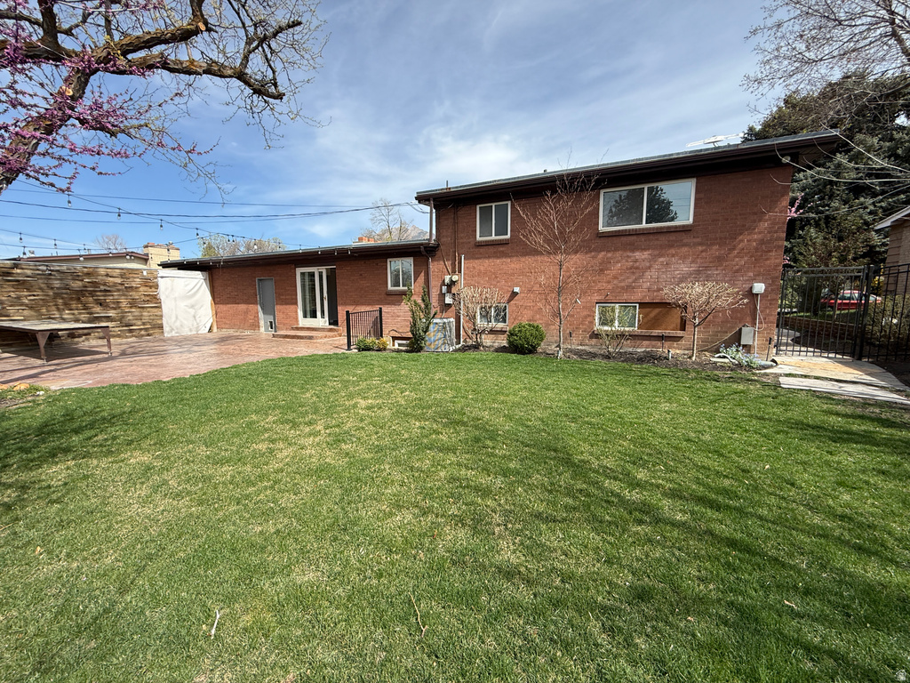 6784 S 1530 E Cottonwood Heights, UT 84121