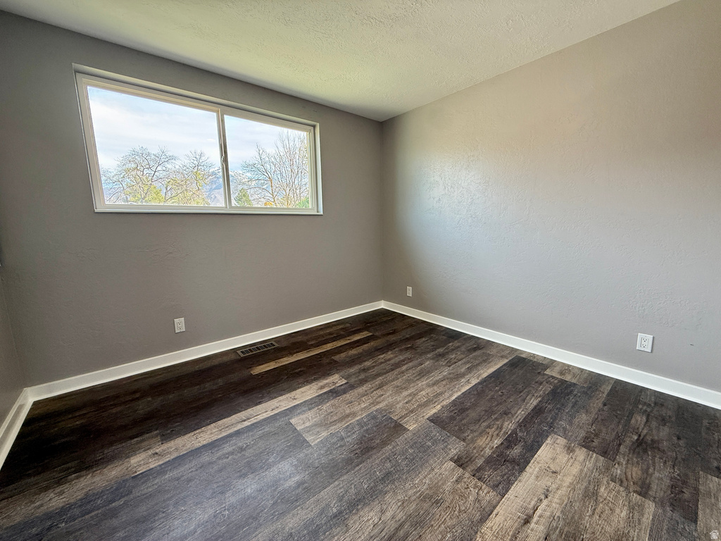 6784 S 1530 E Cottonwood Heights, UT 84121