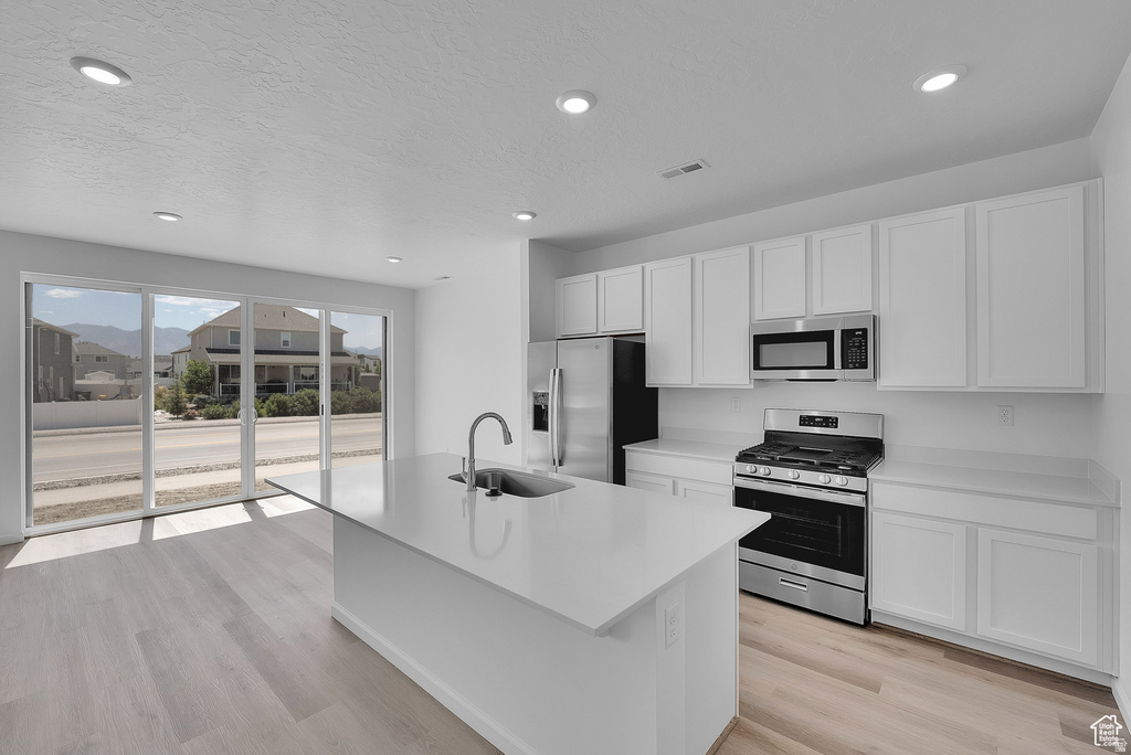 71 W ALPENGLOW LN #1305 Stansbury Park, UT 84074