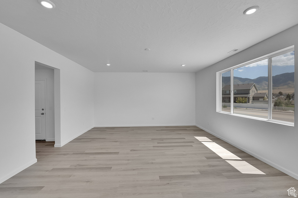 71 W ALPENGLOW LN #1305 Stansbury Park, UT 84074