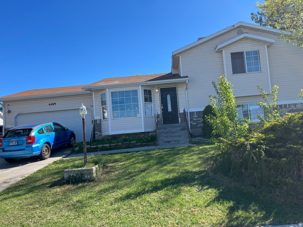 6469 W JEFFS CIR West Valley City, UT 84128