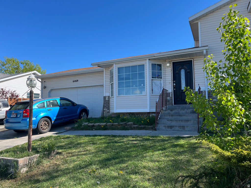 6469 W JEFFS CIR West Valley City, UT 84128