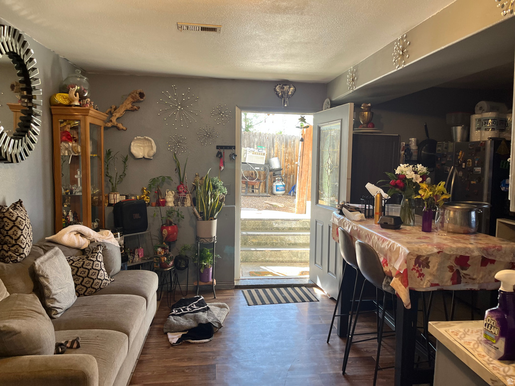 6469 W JEFFS CIR West Valley City, UT 84128