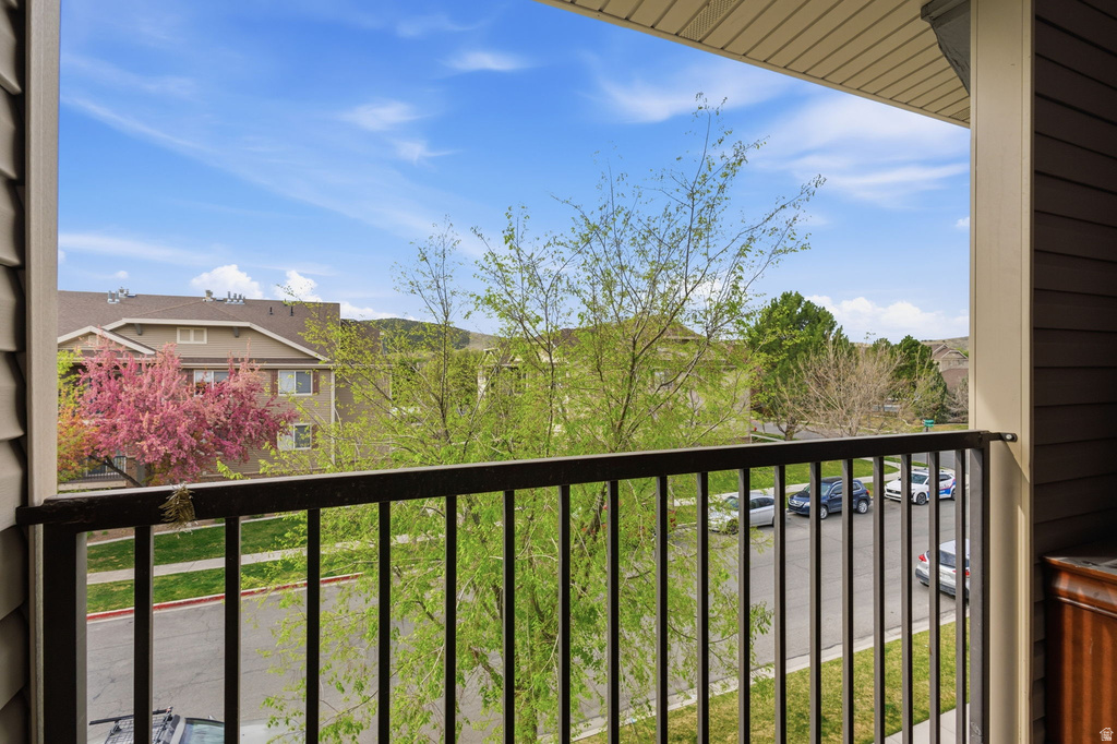 3445 E RIDGE ROUTE RD #9 Eagle Mountain, UT 84005