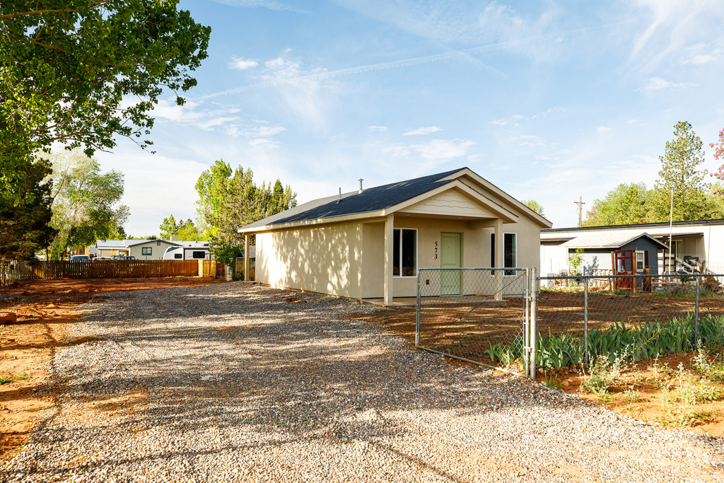 573 W CHAMBERLAIN DR Kanab, UT 84741