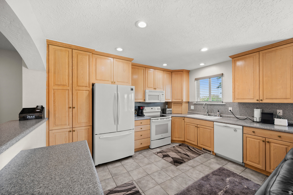 5563 S COPPER CITY DR Kearns, UT 84118