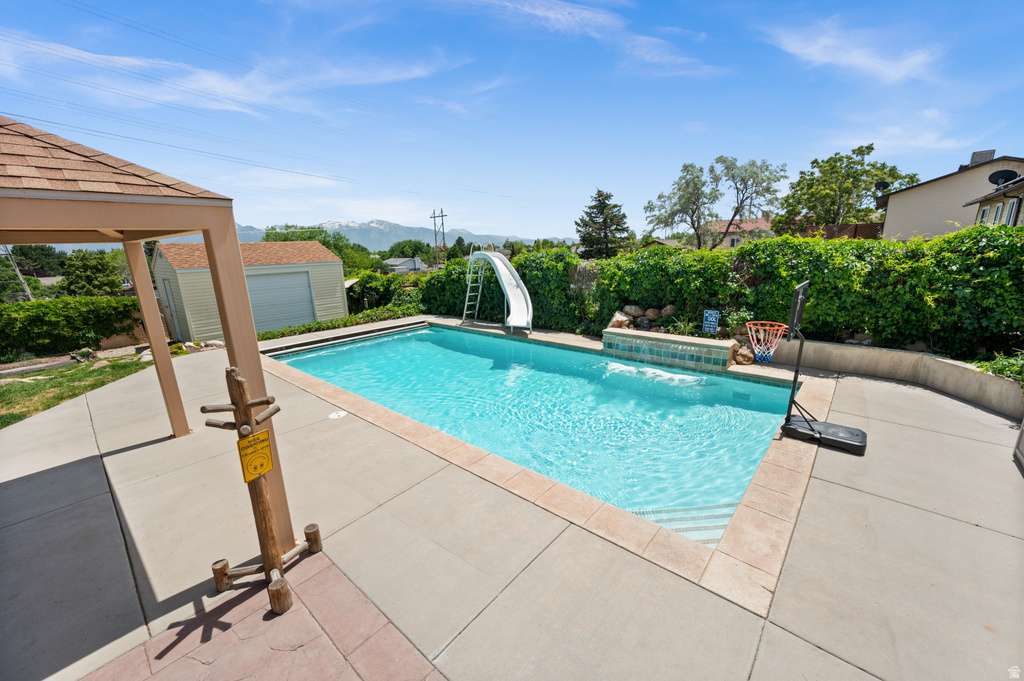 5563 S COPPER CITY DR Kearns, UT 84118