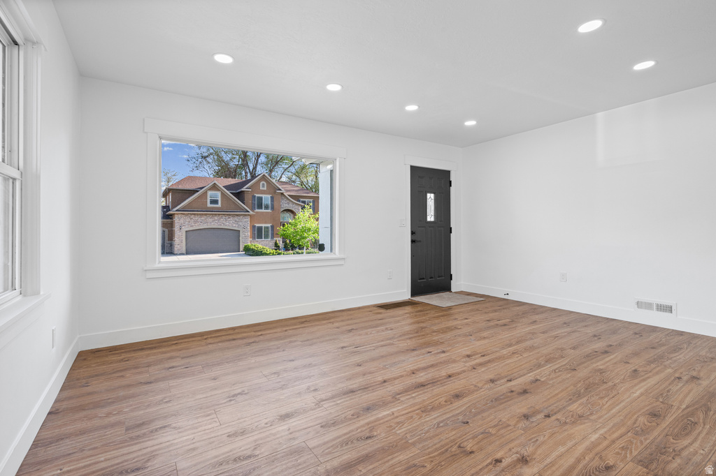 731 E BARROWS AVE Salt Lake City, UT 84106