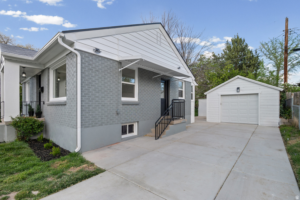 731 E BARROWS AVE Salt Lake City, UT 84106
