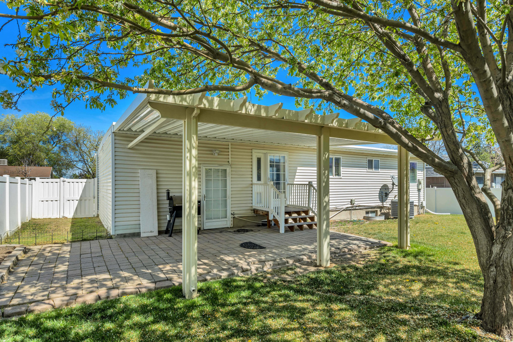 2813 W SWEET BASIL NORTH ST. Taylorsville, UT 84129