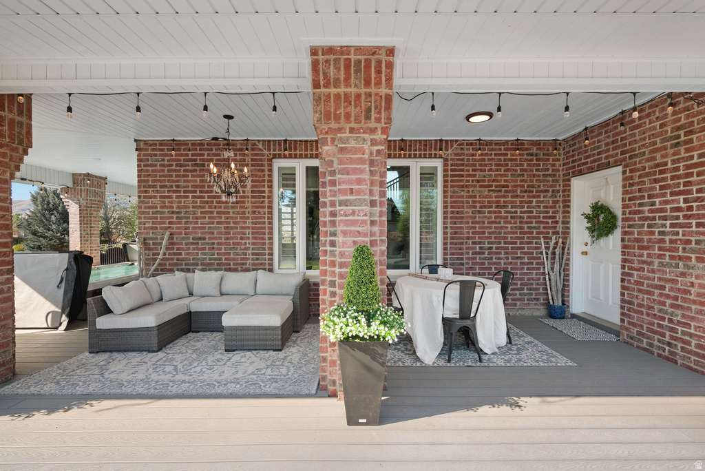 6299 W 10220 N Highland, UT 84003