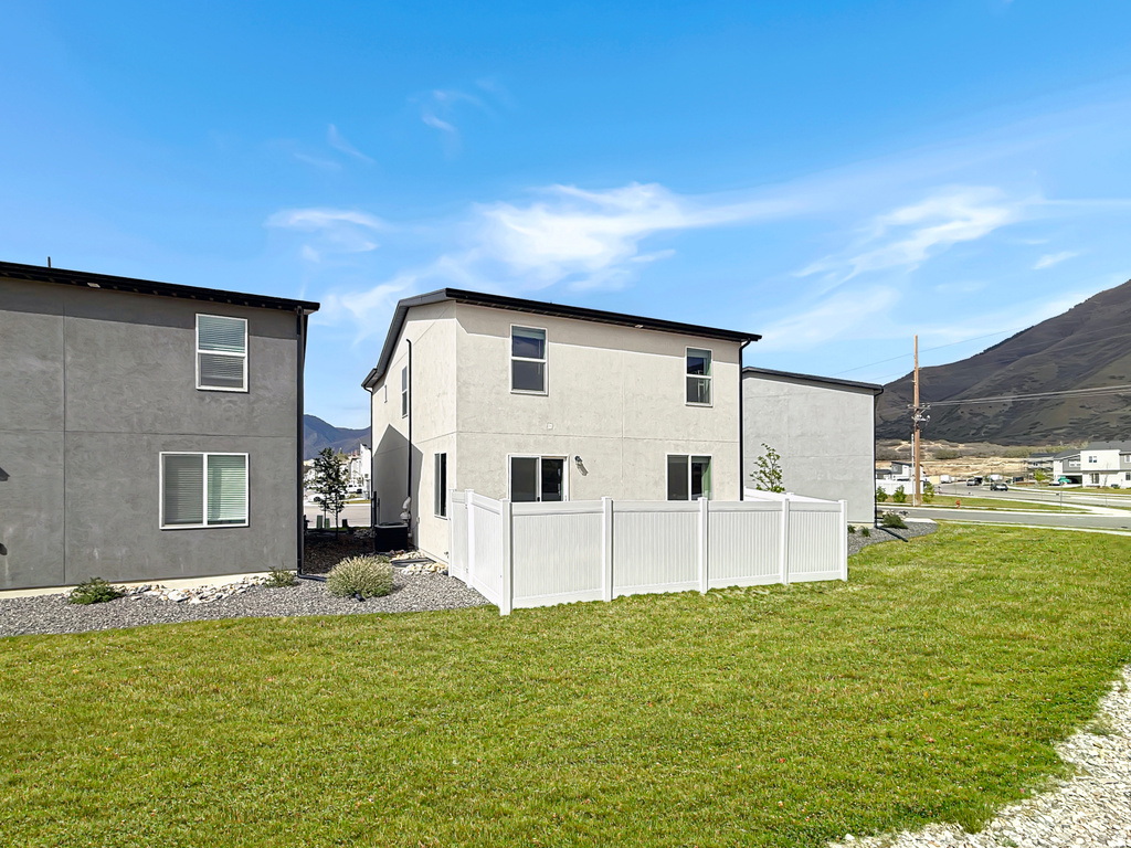 3991 S WHITE ASH DR Mapleton, UT 84664