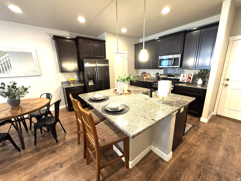 5695 W RED RIDGE LN West Valley City, UT 84118