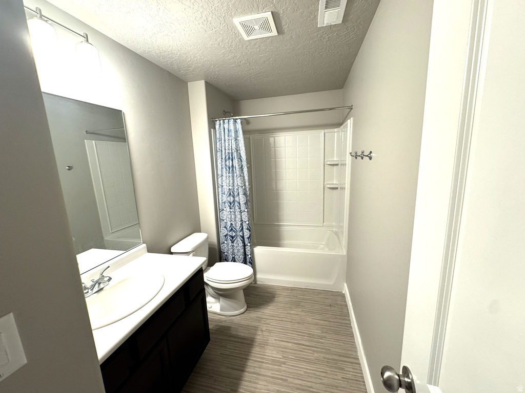 5695 W RED RIDGE LN West Valley City, UT 84118