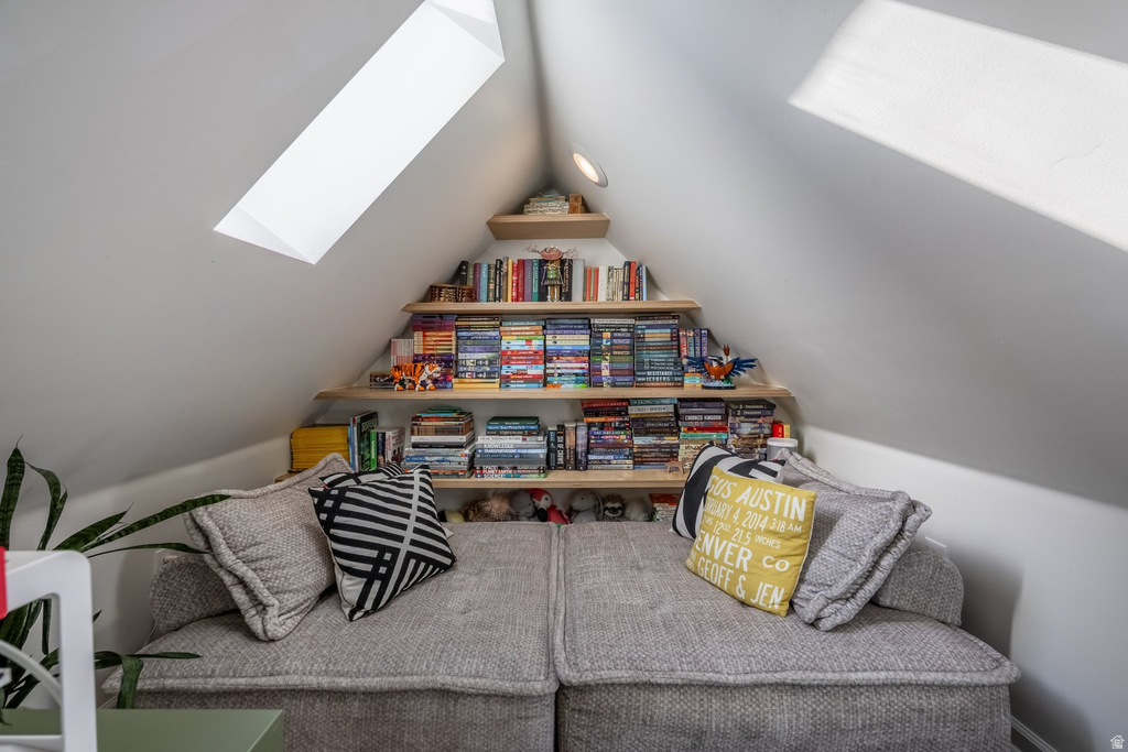 1440 E LAIRD AVE Salt Lake City, UT 84105