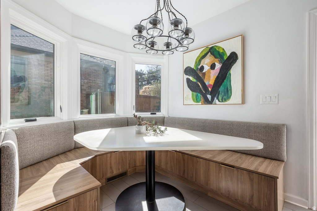 1440 E LAIRD AVE Salt Lake City, UT 84105