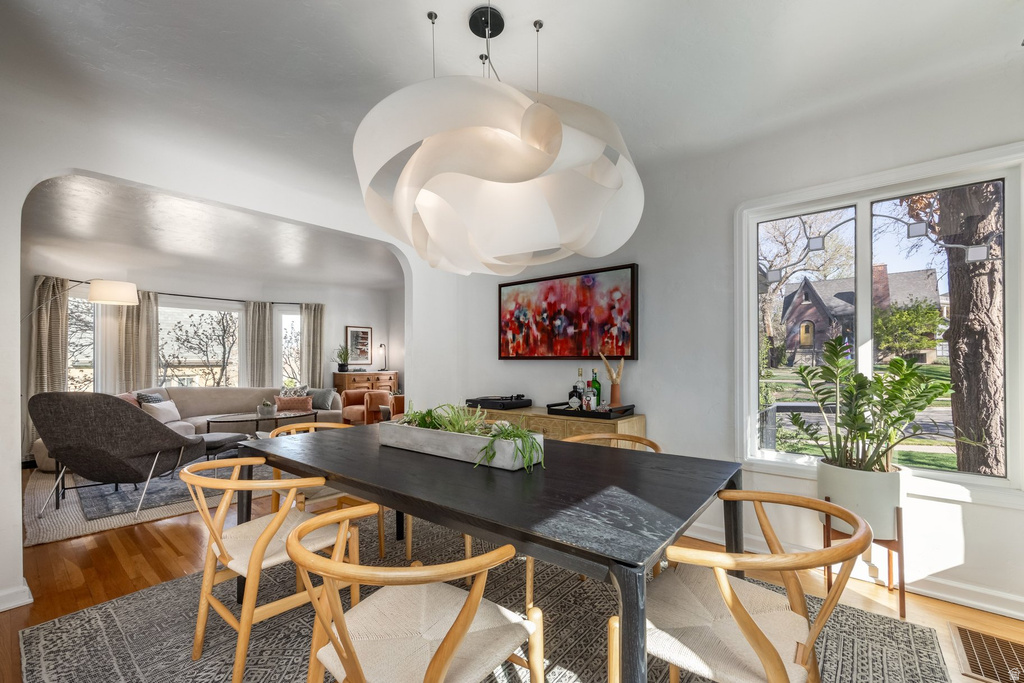 1440 E LAIRD AVE Salt Lake City, UT 84105