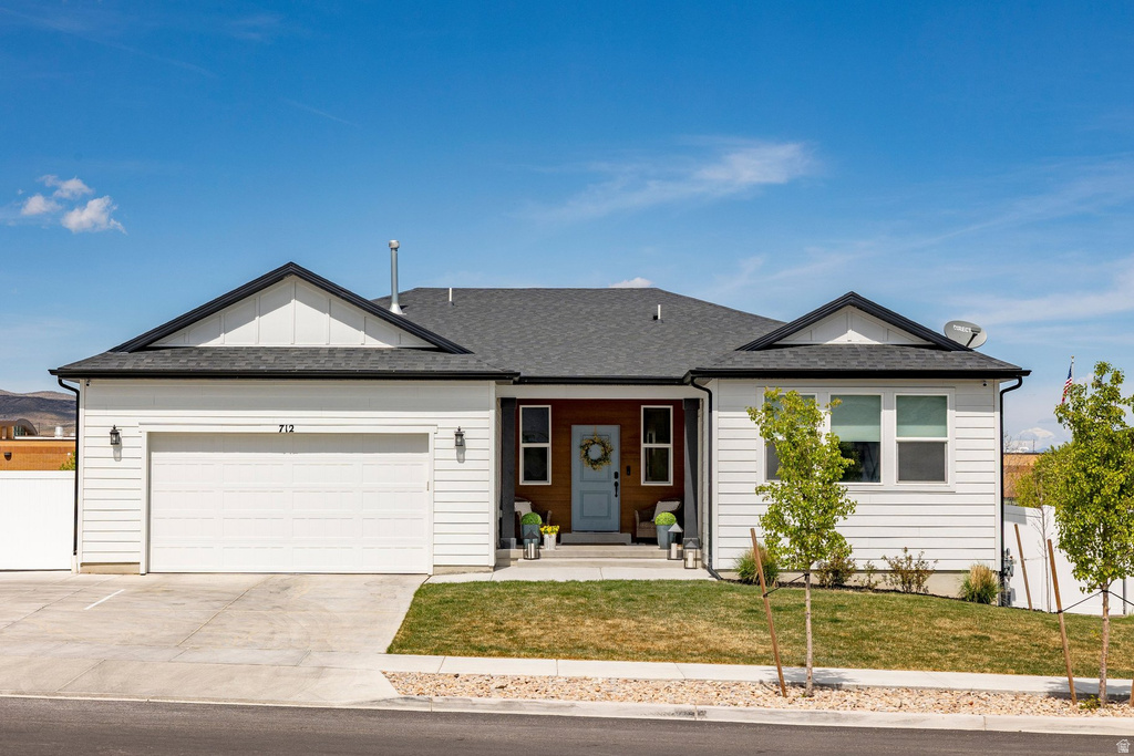 712 W BLUE MOUNTAIN DR Saratoga Springs, UT 84045