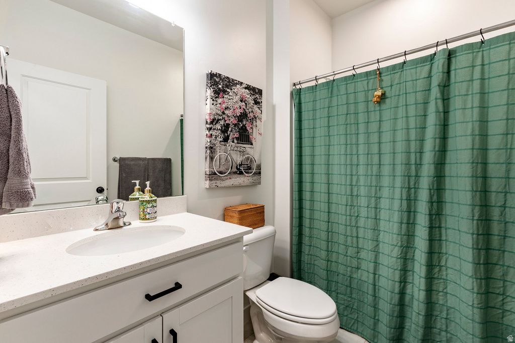 712 W BLUE MOUNTAIN DR Saratoga Springs, UT 84045