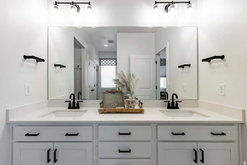 712 W BLUE MOUNTAIN DR Saratoga Springs, UT 84045