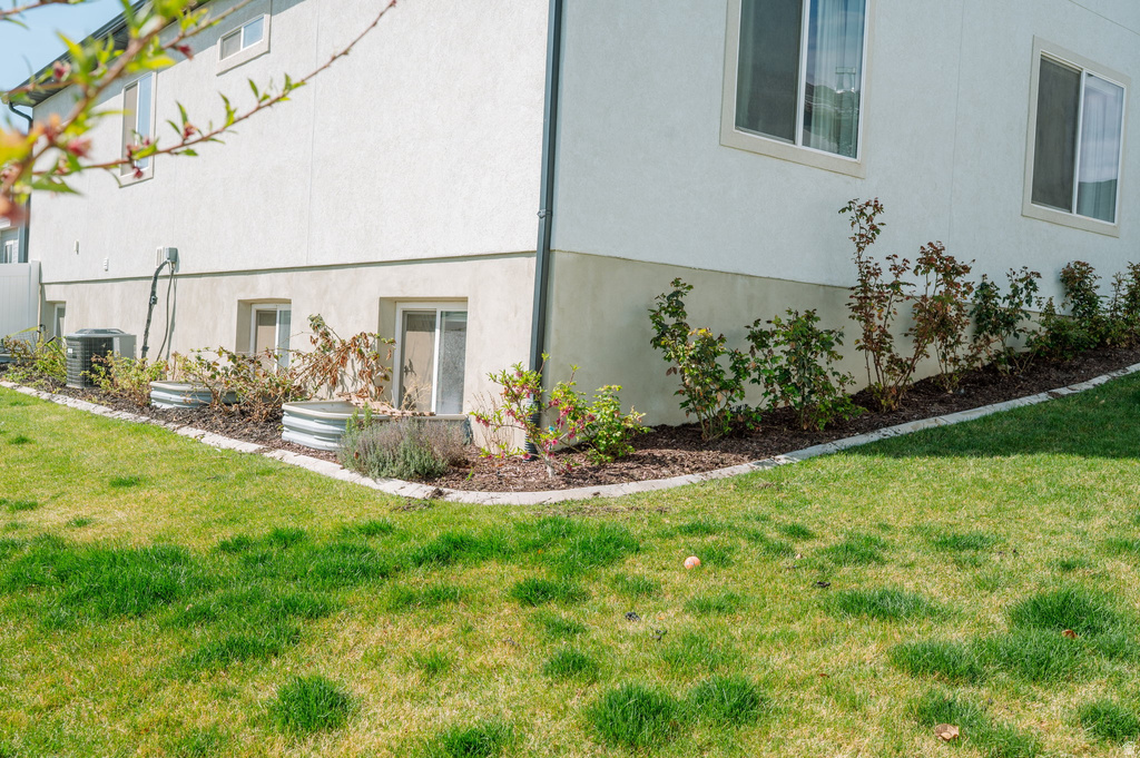 4479 E PINE DR Eagle Mountain, UT 84005