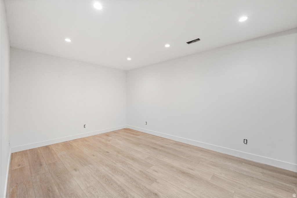 1775 E ROSECREST DR Salt Lake City, UT 84108